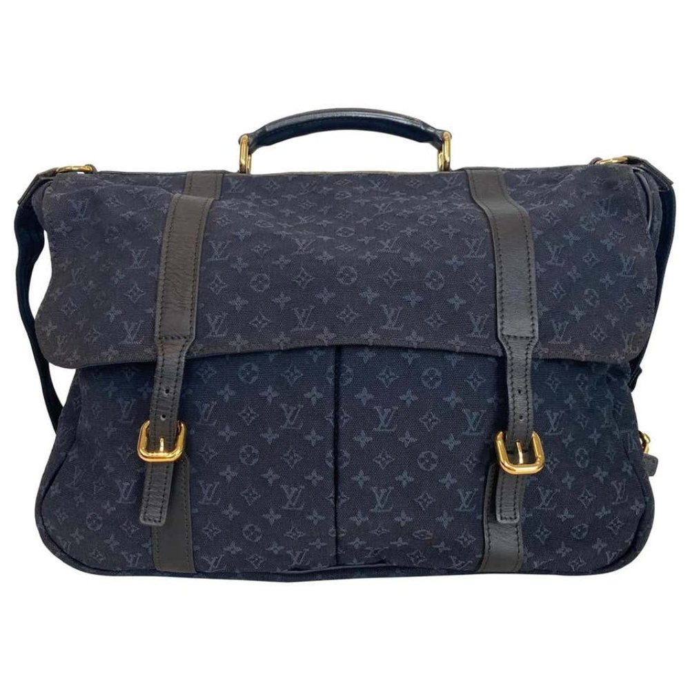 Louis Vuitton Messenger Shoulder Bag